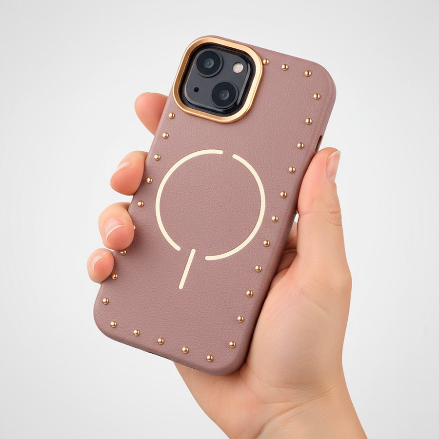 Funda Tachas Compatible con MagSafe para iPhone 13